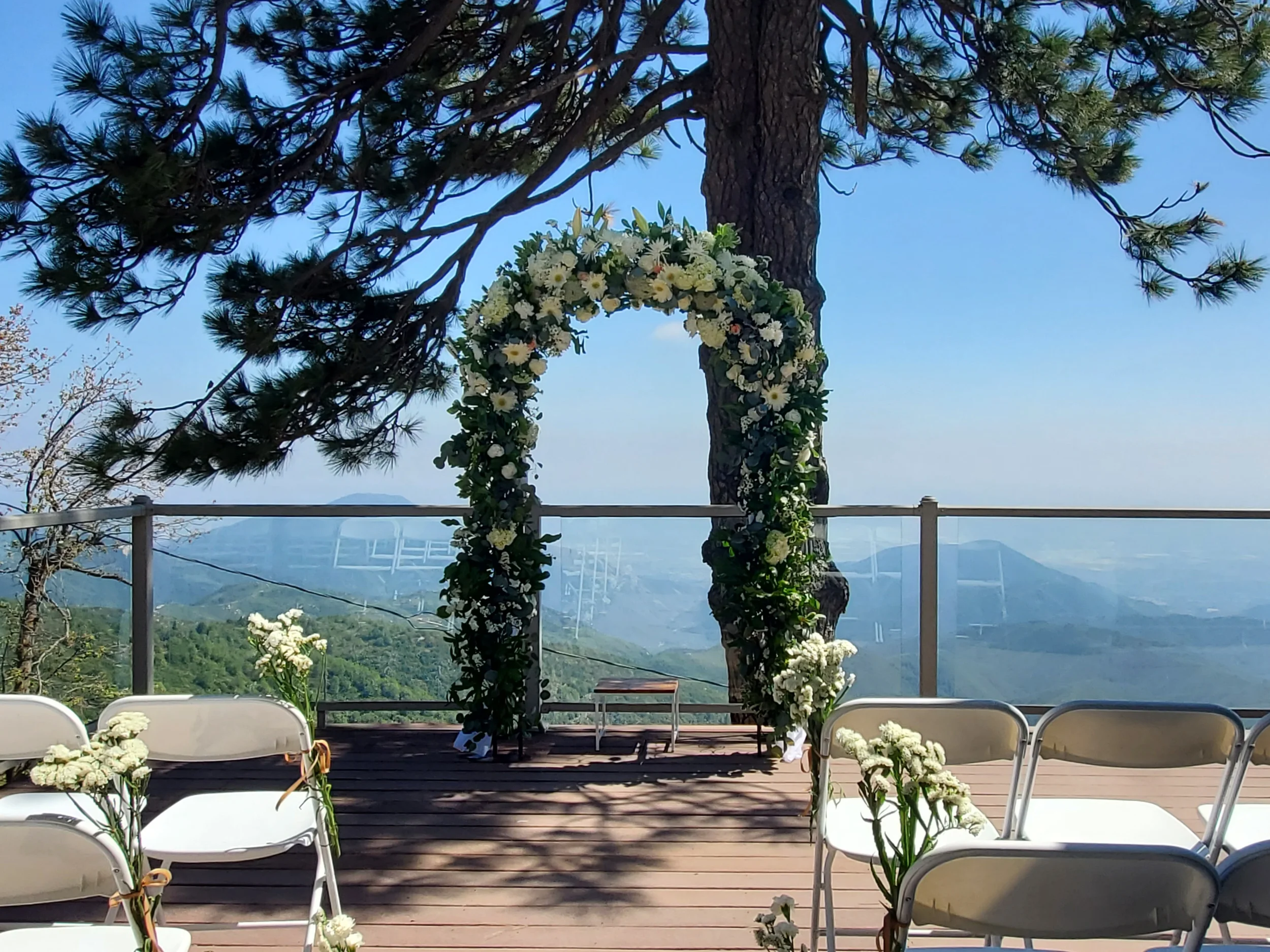 the sky view inn wedding ceremony